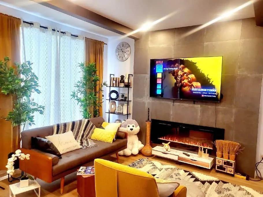 Welcome To Happy Place Where Cozy Comfort Meets Exquisite Luxury Edmonton