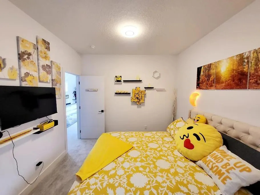 Prázdninový dům Welcome To Happy Place Where Cozy Comfort Meets Exquisite Luxury Edmonton