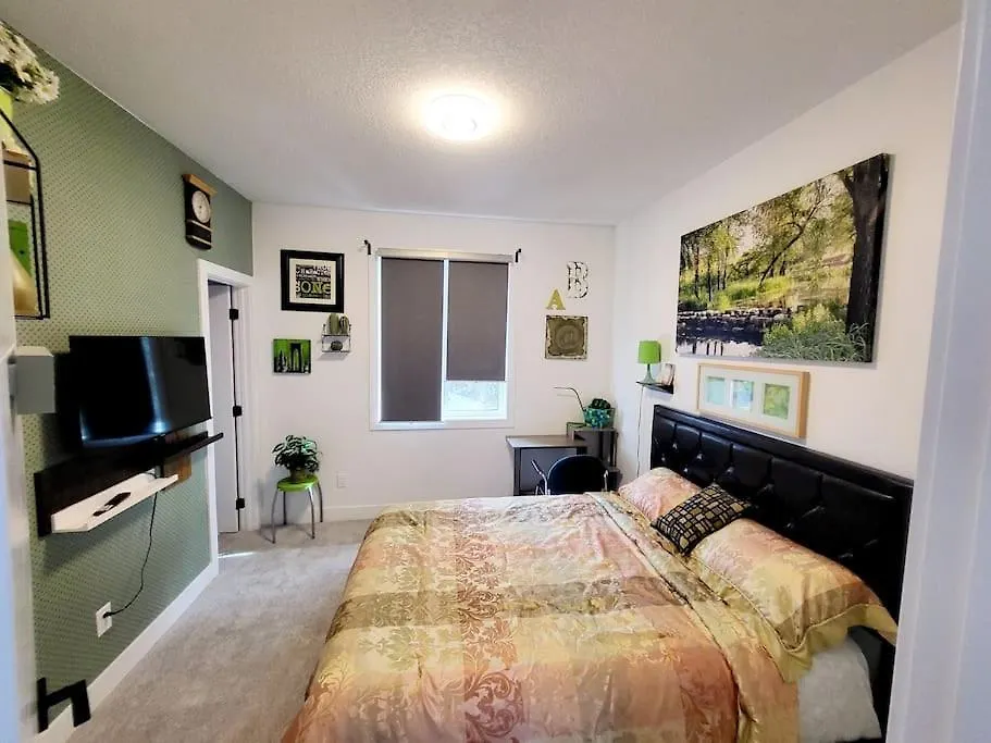 Welcome To Happy Place Where Cozy Comfort Meets Exquisite Luxury Edmonton